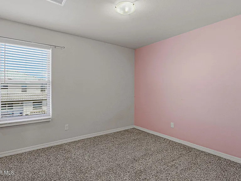 7509 Enchanted Park Dr — Photo 42