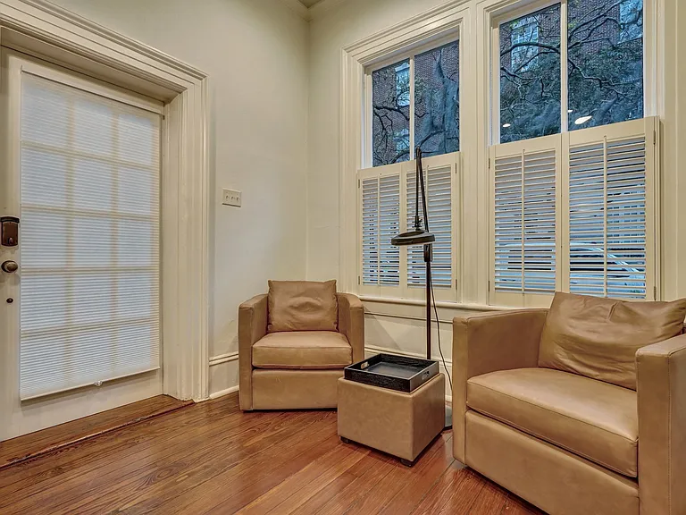 108 E Harris St — Photo 11