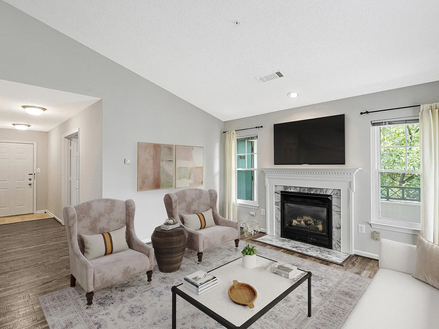 Oak Park — Photo 2