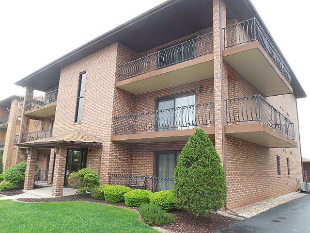 1st image of 16731 Paxton Ave APT 3S