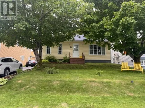 44 Raynham Ave, Gander, NL A1V 2J6