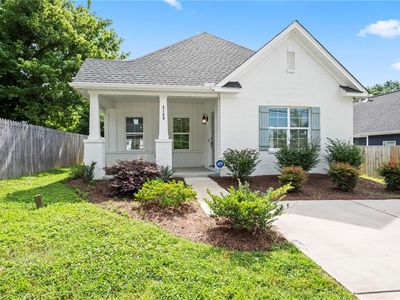 2109 Freeman St, Winston Salem, NC, 27127