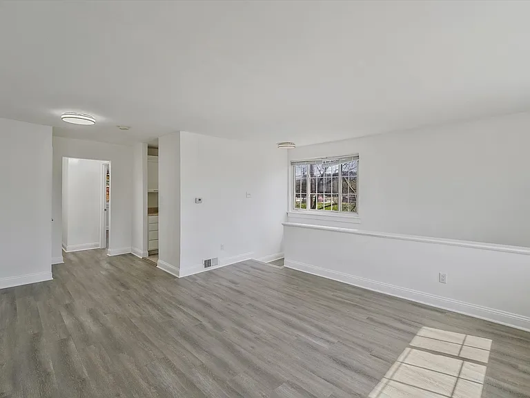 1244 Savannah Pl SE #B — Photo 7