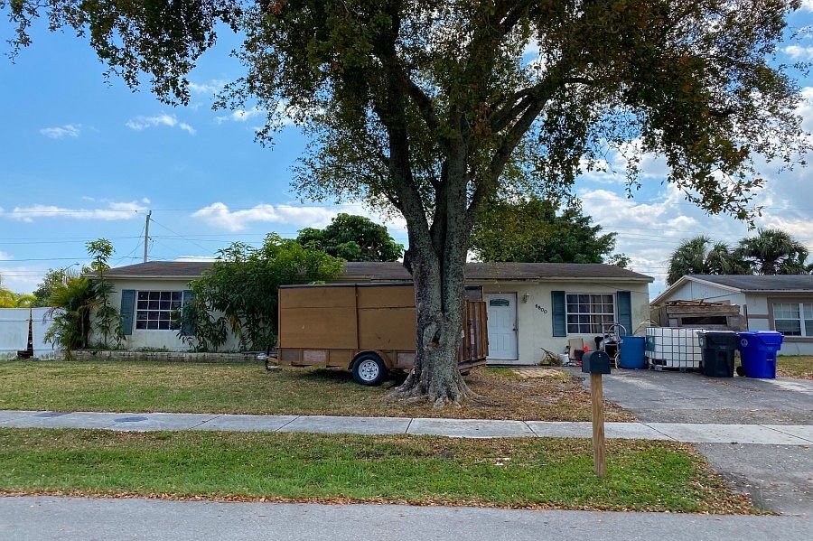 1st image of 6800 SW 16th Ct