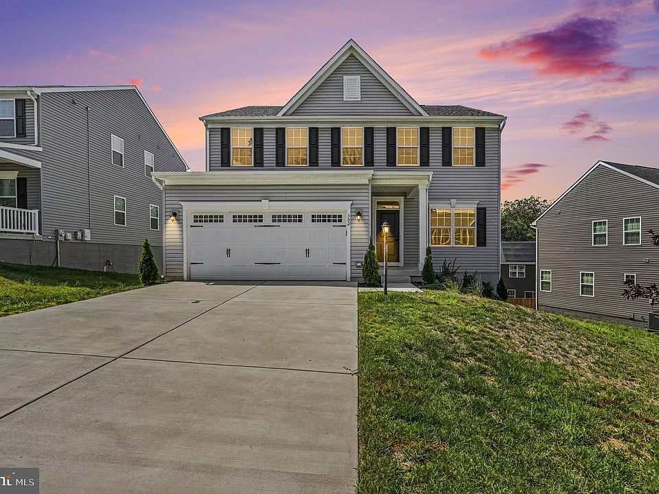 1st image of 352 Greenstead Dr