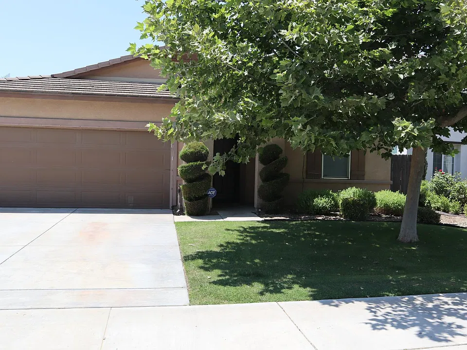 5419 Woodard Ridge Dr