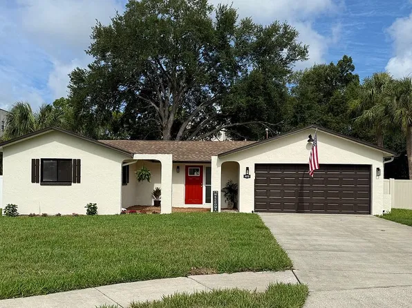 6170 Sundown Dr, Saint Petersburg, FL 33709