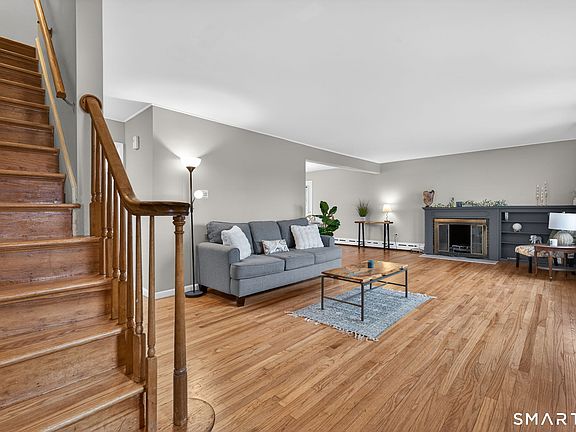 3rd image of 36 Westridge Road