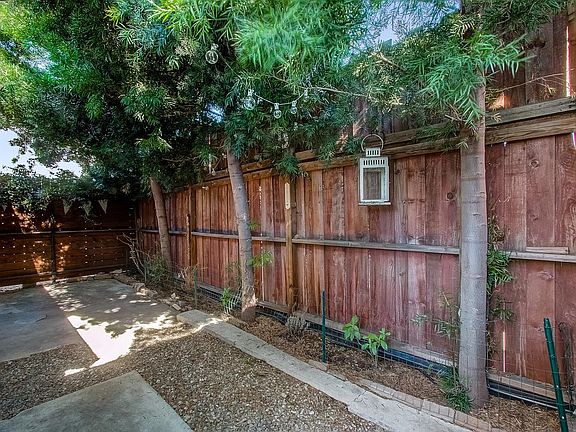 4th image of 6711 Leland Way #6713