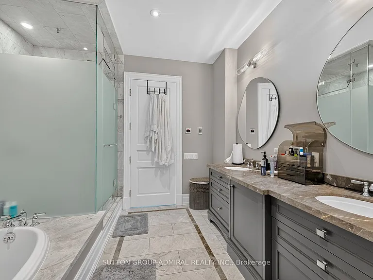 155 Saint Clair Ave W #1801 — Photo 23