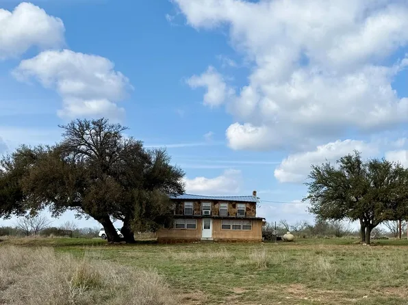 6098 Smith Rd, Mason, TX 76856