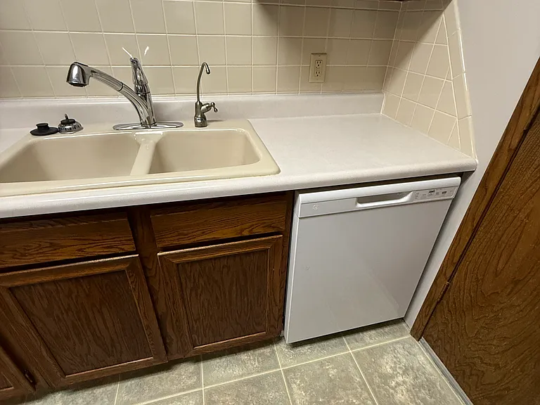 3600 A & B Radcliffe Ter #B — Photo 7