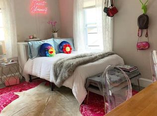 322 S 10th St APT 4C, Philadelphia, PA 19107