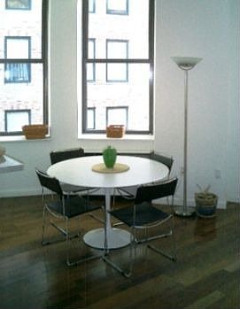 4th image of 82 Beaver St APT 1405