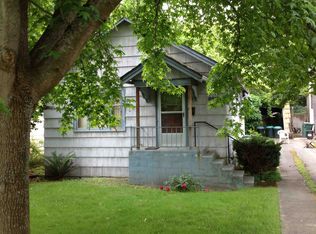 6853 21st Ave NE, Seattle, WA 98115