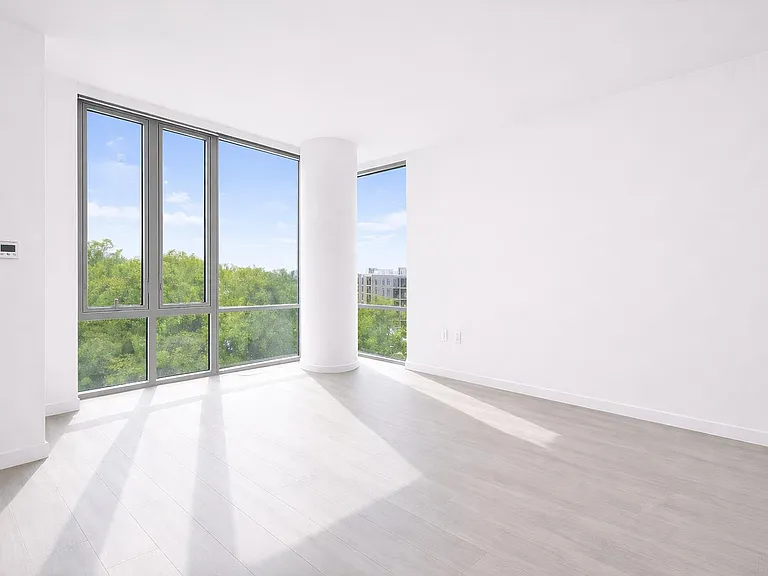 1524 Sheepshead Bay Rd #11D — Photo 3