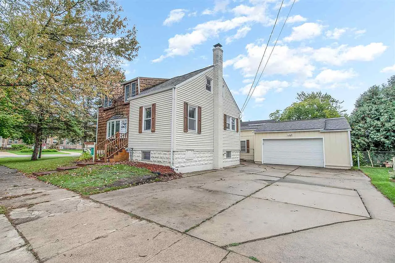1506 Mercer St photo 1