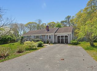 29 Edlen Lane, Hyannis, MA 02601
