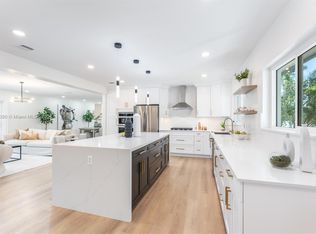 1359 Tyler St, Hollywood, FL 33019