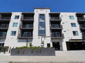 8016 Fair Ave