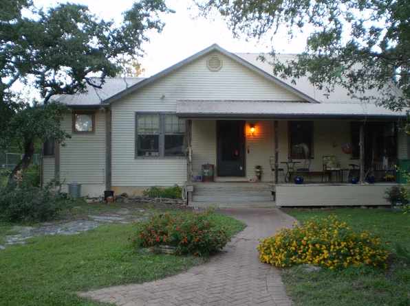 99 York Creek Rd, Driftwood, TX 78619