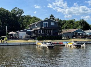 65 Shore Rd, Lake Hopatcong, NJ 07849