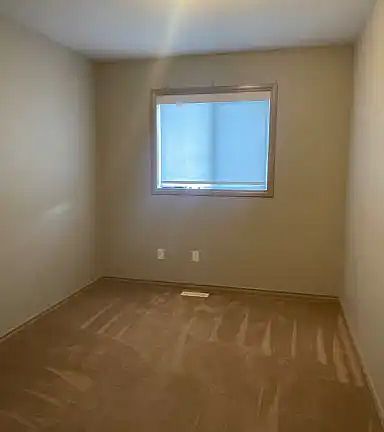3rd image of 15 Woodsmere Close #40