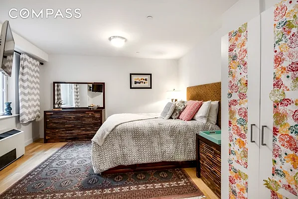 Sold by Compass | media 4