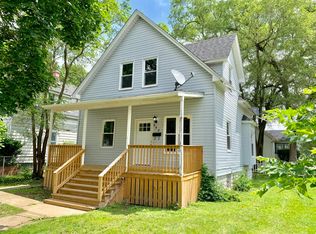 692 S Elm Ave, Kankakee, IL 60901