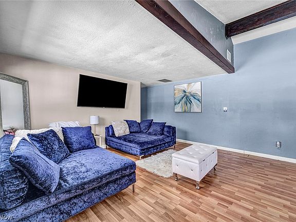 4th image of 9148 Coventry Dr