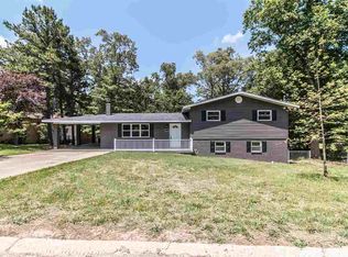 825 Oakhill Rd, Poplar Bluff, MO 63901