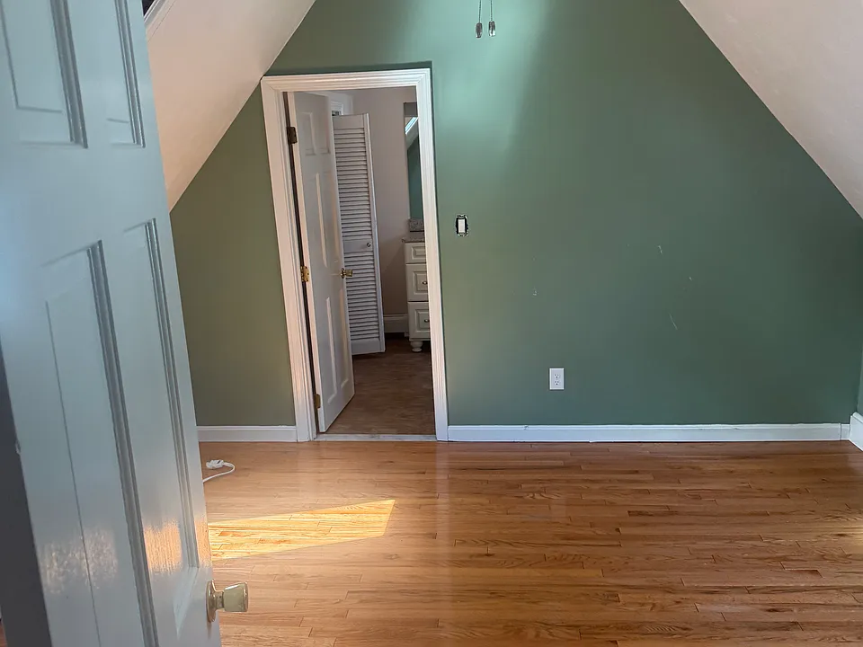 38 Elm St #2