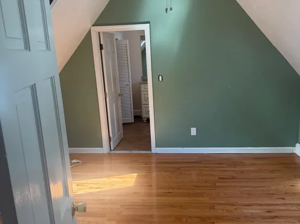 38 Elm St Floor 2, North Easton, MA 02356