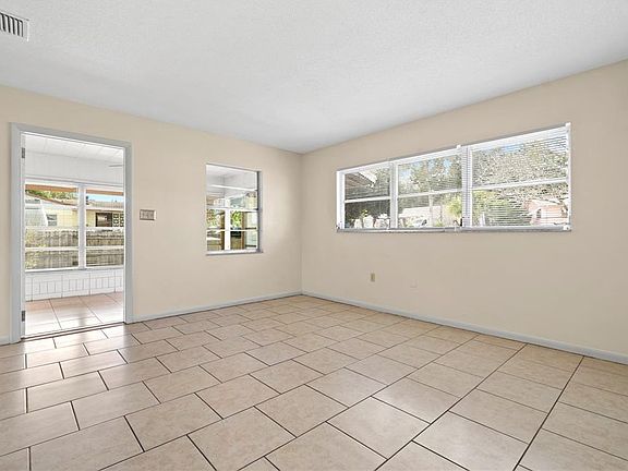 5th image of 24 Bahia Loop