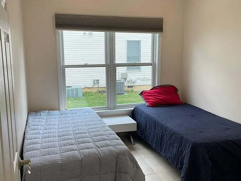 108 Poplar Ave — Photo 10