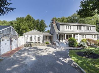 2 Lovers Ln, Southborough, MA 01772
