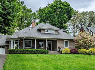 49 Rodney St, Glen Rock, NJ 07452