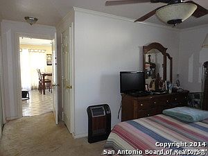 4th image of 451 E Magnolia Ave