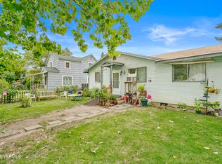 303 N 9th St, Yakima, WA 98901