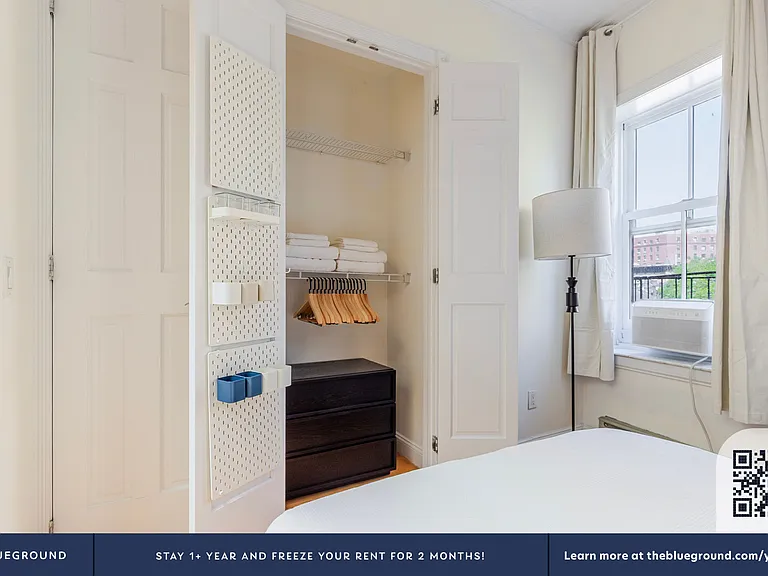 118 Christopher St #16 — Photo 12