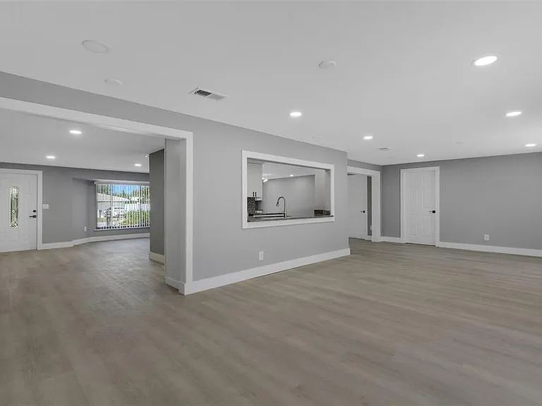 4645 Hunter Ridge Dr — Photo 39