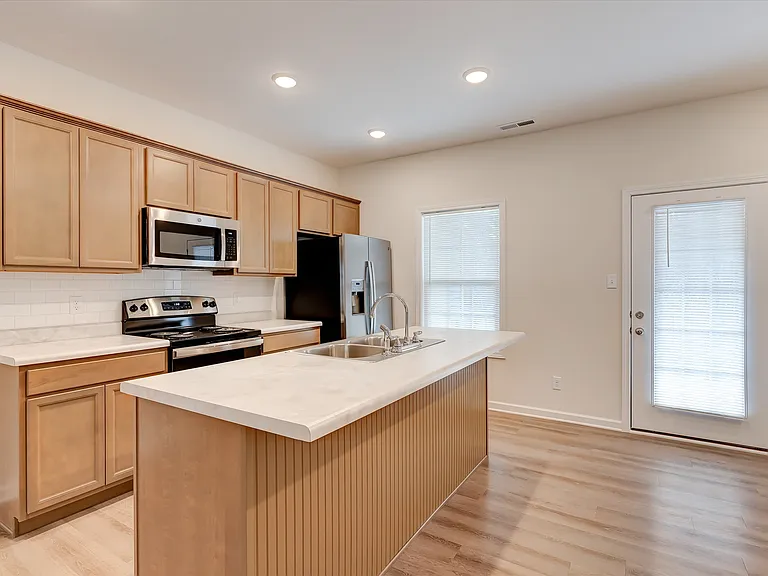 446 E Norton Rd #1 — Photo 4