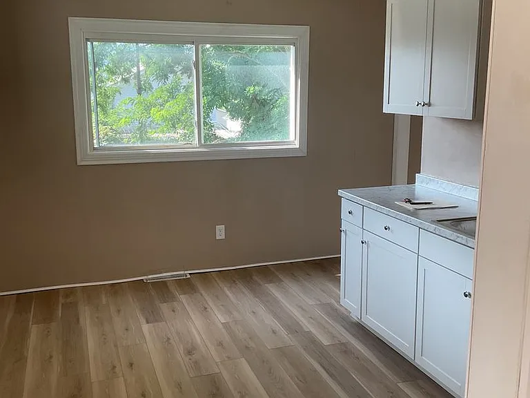 3 Poplar Ave — Photo 6