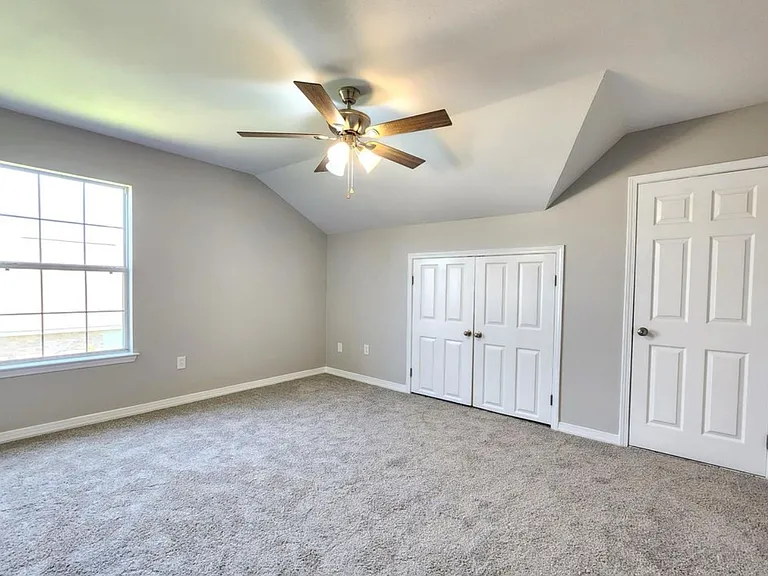 14031 Seymour Dr — Photo 26