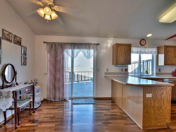 5th image of 1405 E Sharpsburg Ave