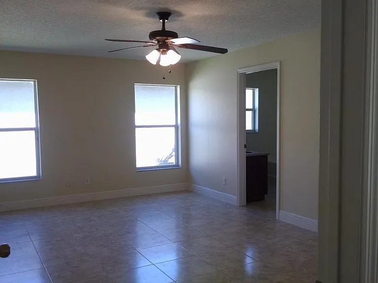 452 Windrose Dr — Photo 5