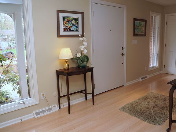 Entry has laminate flooring