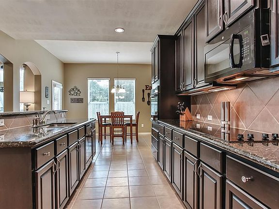 3rd image of 13883 Shoreline Dr