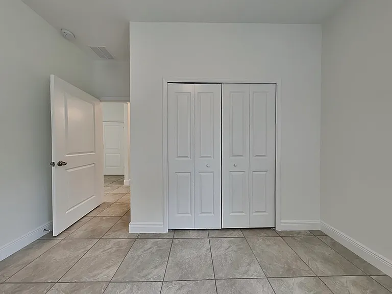 560 Marion Oaks Blvd — Photo 12