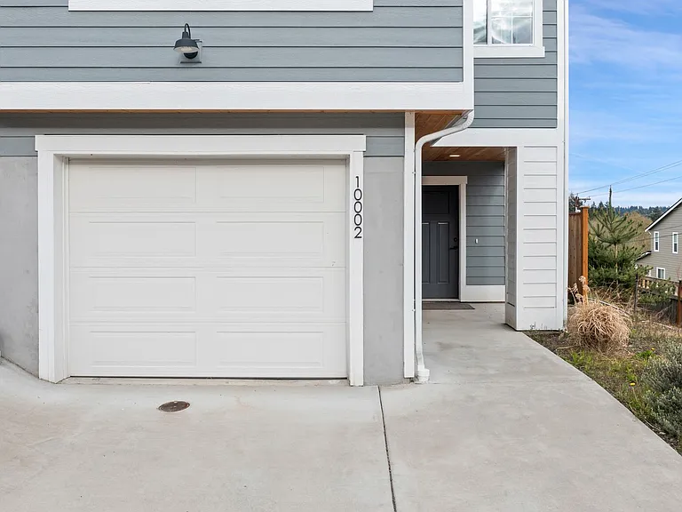 10002 Kings Landing Ave NW — Photo 3